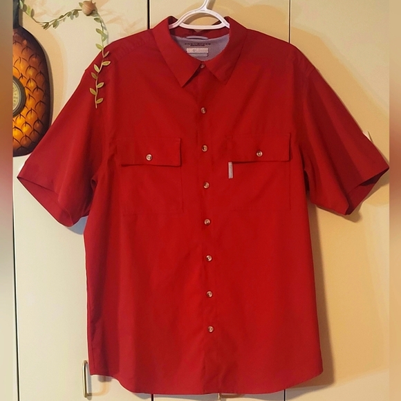 Columbia Casual Button down short sleeves Burgundy man's Large dress shirt - Picture 8 of 15